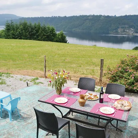 La Barriere - 02 Vakantiehuis Beaulieu (Cantal)